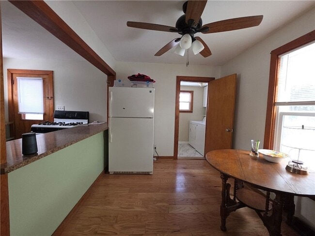 Building Photo - 9 Factory St