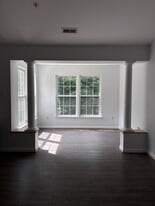 Building Photo - 12706 Marlton Center Dr