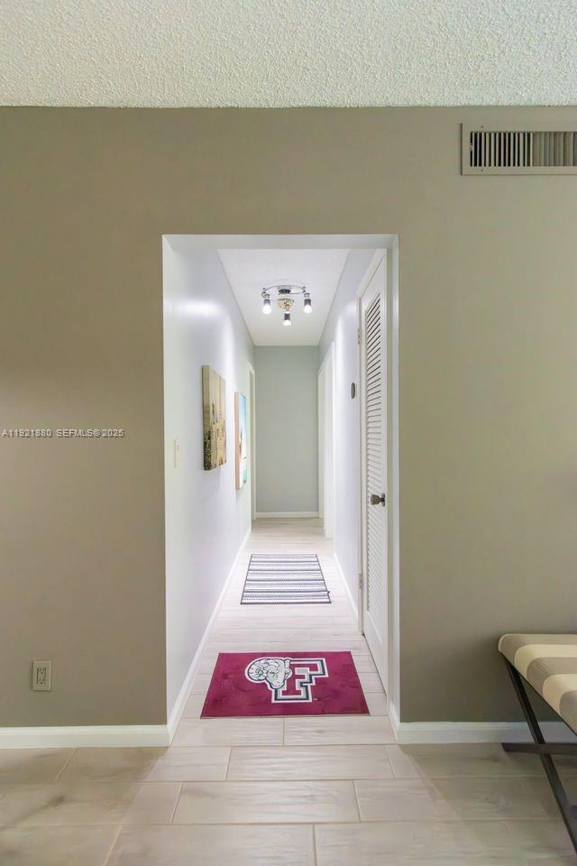 Building Photo - 5840 NE 22nd Way