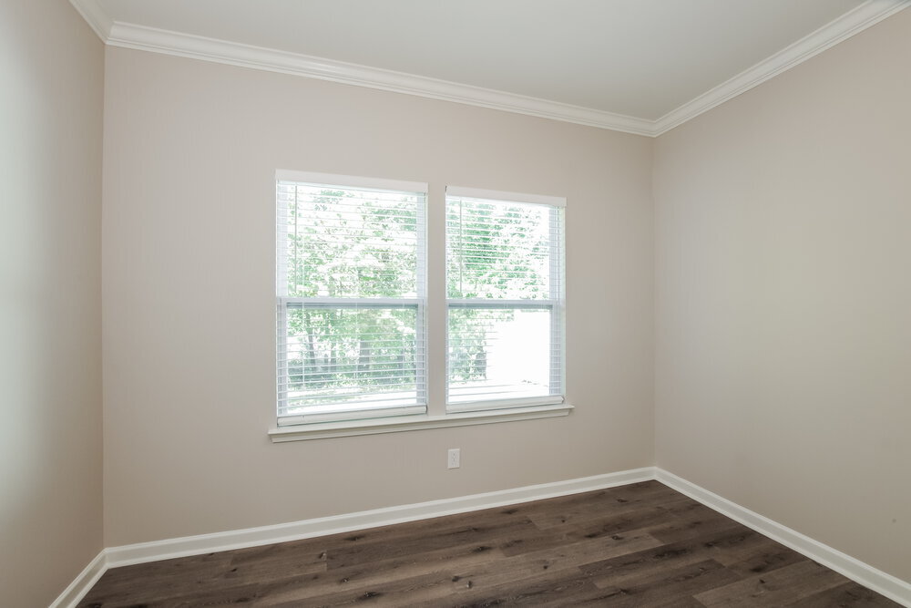 Building Photo - 1020 Sapphire Dr
