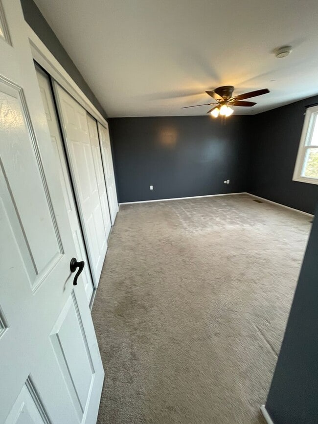 Building Photo - 120 Scottsdale Dr