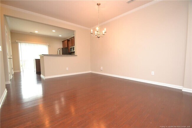 Building Photo - 327 Dove Cottage Ln