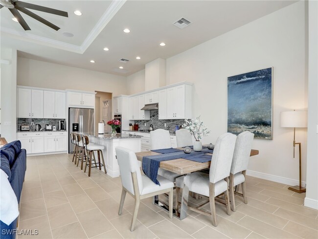 Building Photo - 9288 Cayman Dr