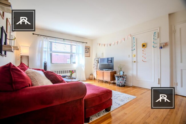 Primary Photo - 2 bedroom in Brookline MA 02134