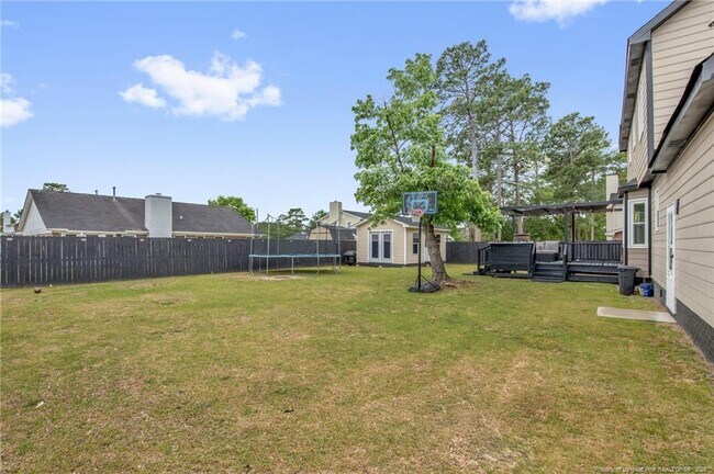 Building Photo - 7457 Avila Dr