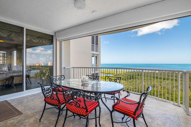 Building Photo - 7117 Pelican Bay Blvd
