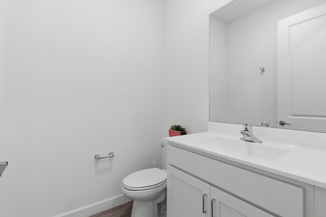 Building Photo - 4874 Navali Dr