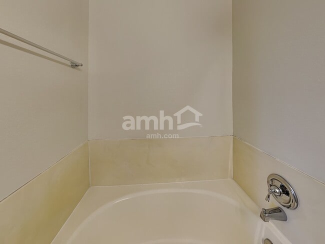 Building Photo - 1119 Chase Park Dr