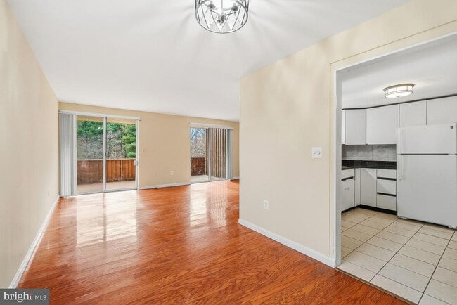 Building Photo - 7505 Democracy Blvd