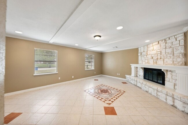 Building Photo - 22831 Millgate Dr