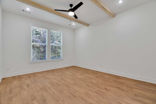 Building Photo - 2907 N Grey Squirrel Dr