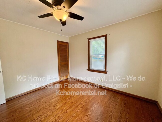 Building Photo - 7839 Robinson St