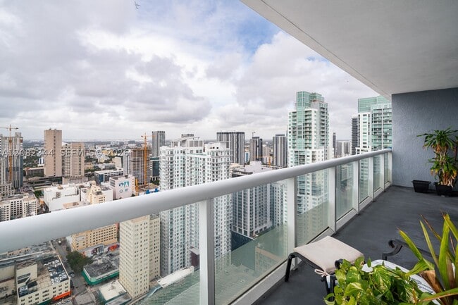 Building Photo - 50 Biscayne Blvd