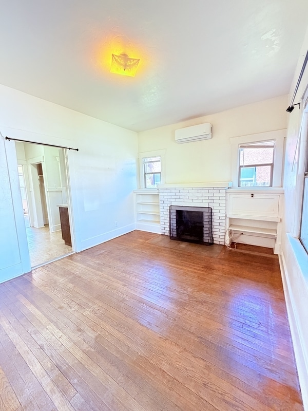 Building Photo - 722 E Drachman St