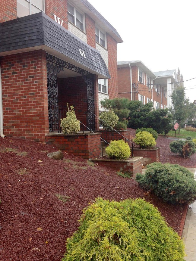 Villager Apartments 6476 Myrtle Ave Irvington NJ 07111 Apartment