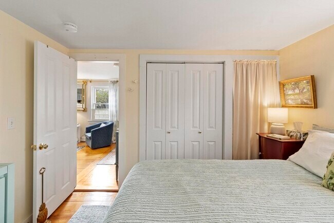 Building Photo - 34 High St