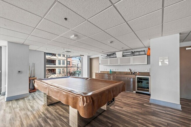 Building Photo - 800 Jackson St