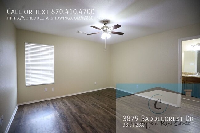 Building Photo - Move in special $800!! Beautiful 3 bed / 2...