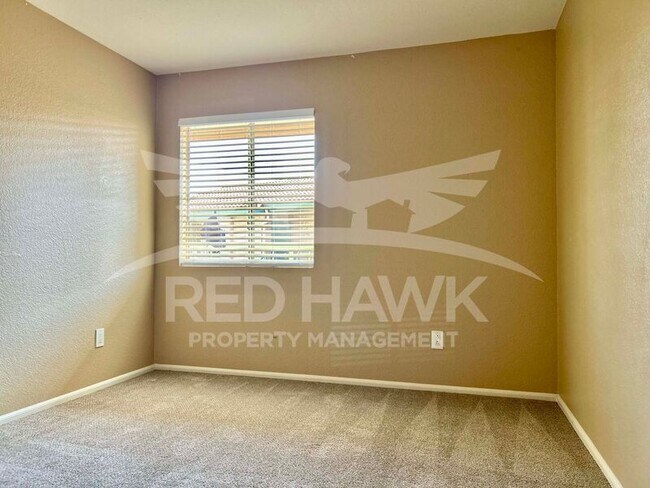 Building Photo - 623 W Guadalupe Rd