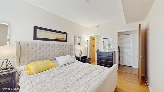 Building Photo - 1250 S Indiana Ave