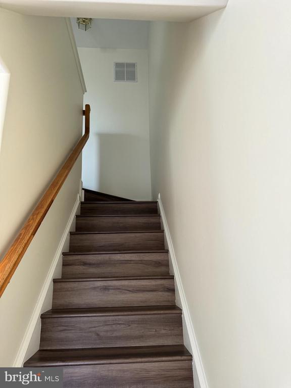 Building Photo - 21105 Mossy Glen Terrace