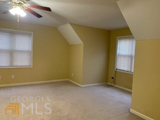 Building Photo - 552 Magnolia Dr