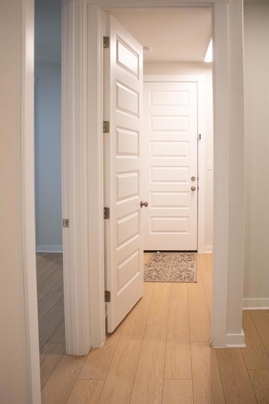 Building Photo - 123 Table Top Bnd