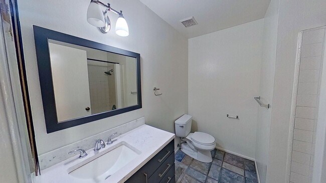 Building Photo - 24652 Vía Raza