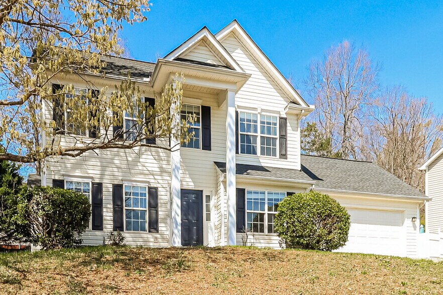 Building Photo - 248 Patrick Ave SW