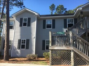 Building Photo - Coming soon! 3BR Close to UNCW/Oleander Dr...