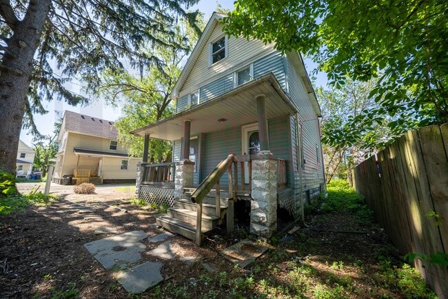 Building Photo - 3643 W 39th St