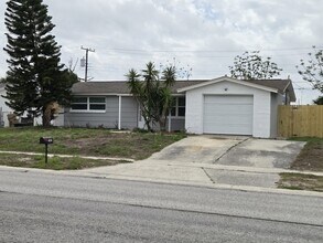 Building Photo - 4836 Flora Ave