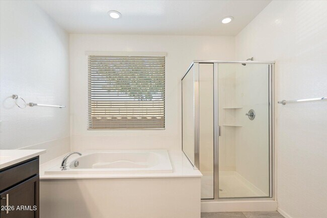 Building Photo - 22457 E Duncan St