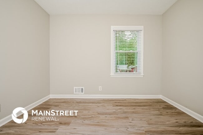 Building Photo - 188 Bridgewood Dr SE