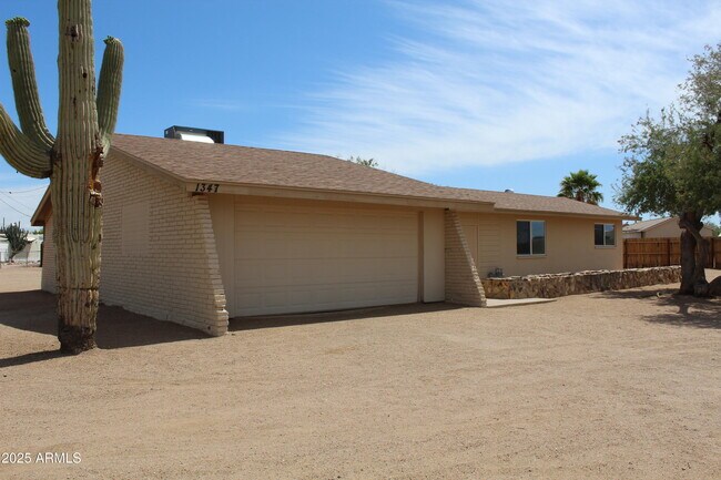 Primary Photo - 1347 S Meridian Rd