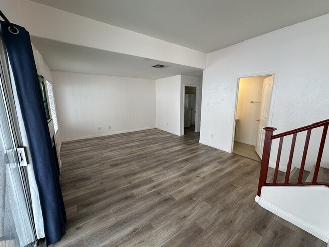 Building Photo - 9156 Sangria Ln