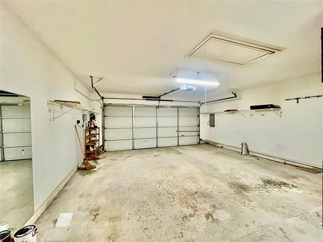 Building Photo - 2241 Dampton Dr