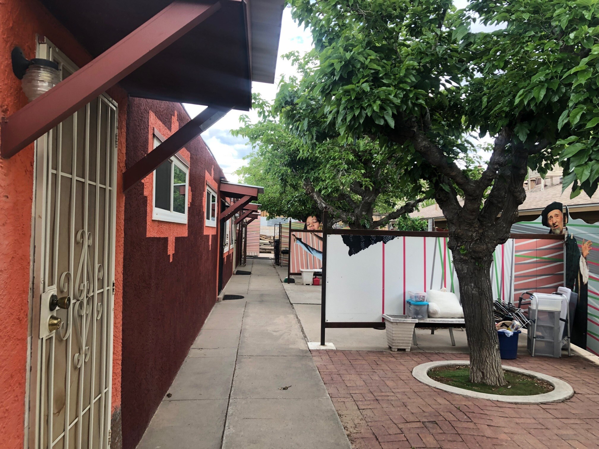 Building Photo - 420 Mesilla St SE