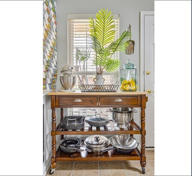 Building Photo - 111 Havenwood Way