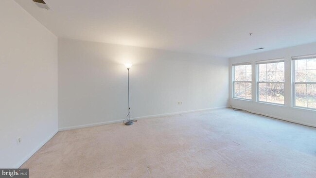 Building Photo - 26071 Ridge Manor Dr