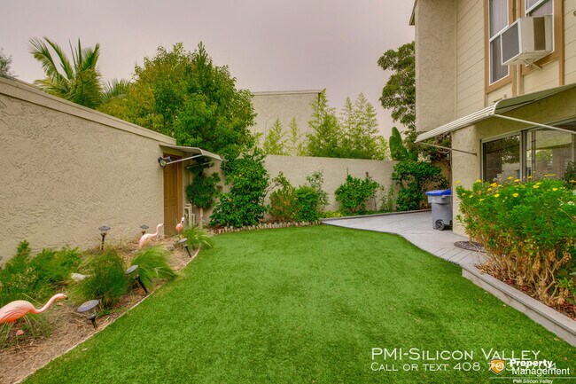 Building Photo - 520 S Cascade Terrace