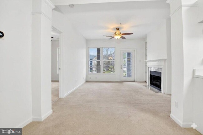 Building Photo - 46588 Drysdale Terrace