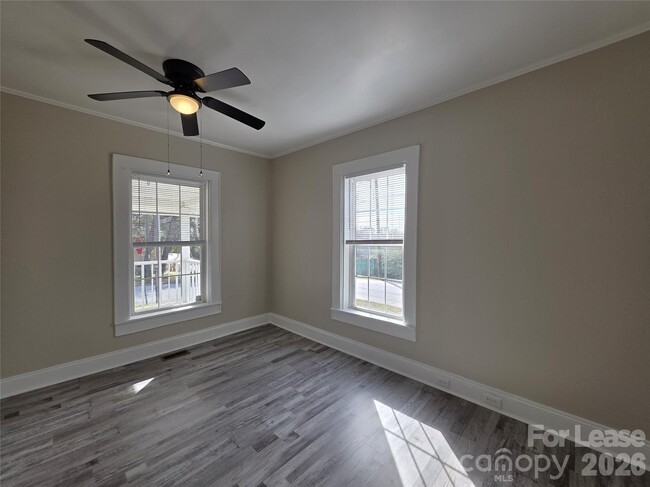 Building Photo - 294 Fink Ave NW