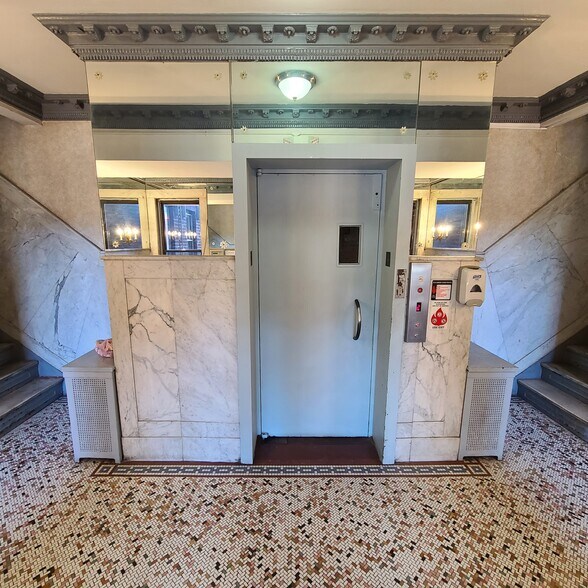 Building Photo - 7612 Park Ave