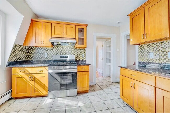 Building Photo - 187 Washington St