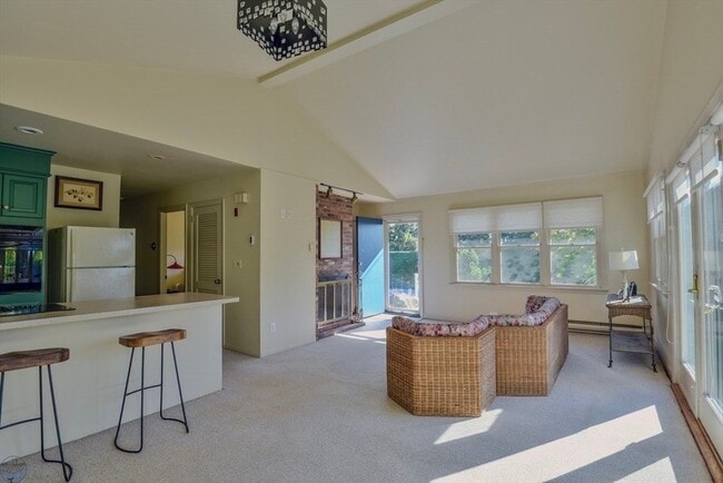 Building Photo - 7 Cynthia St