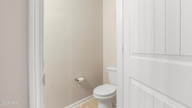 Building Photo - 7115 Shimano Way