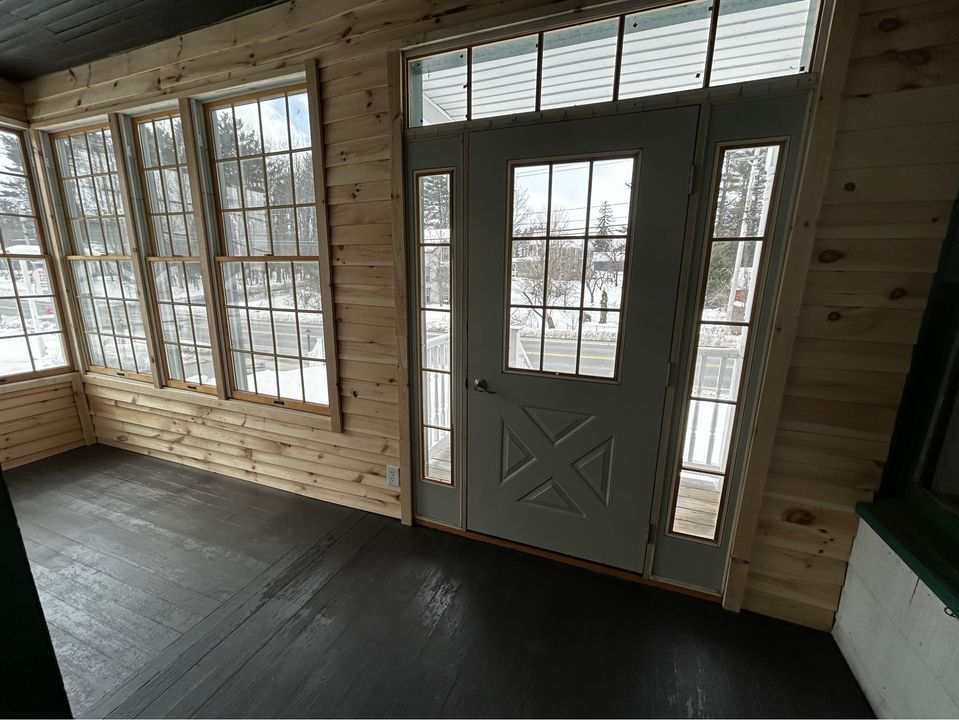 Three Season Porch - 302 Lake Ave