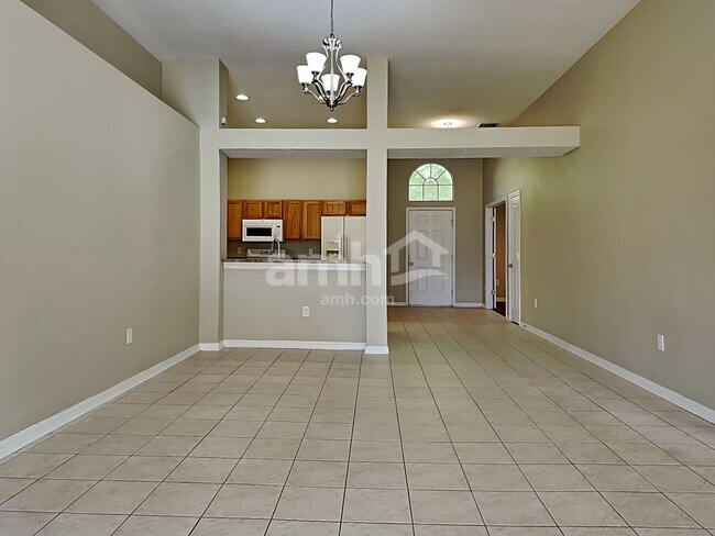 Building Photo - 16311 Bridgeglade Ln