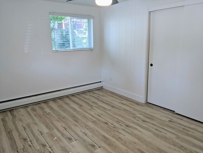 Building Photo - Executive 2 bedroom in the heart of sugarh...